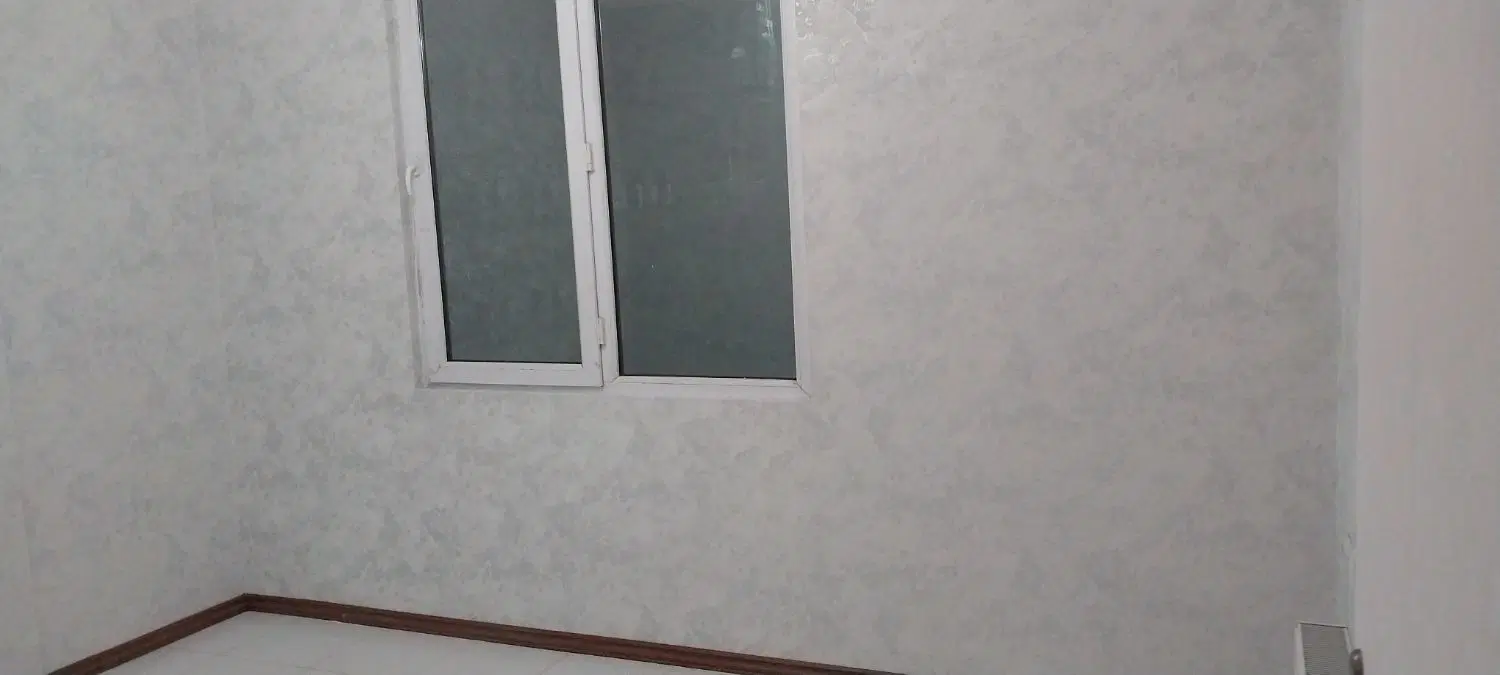 ۱۰۰با۲۳ وقابل تبدیل به۴۰۰ احمد اباد