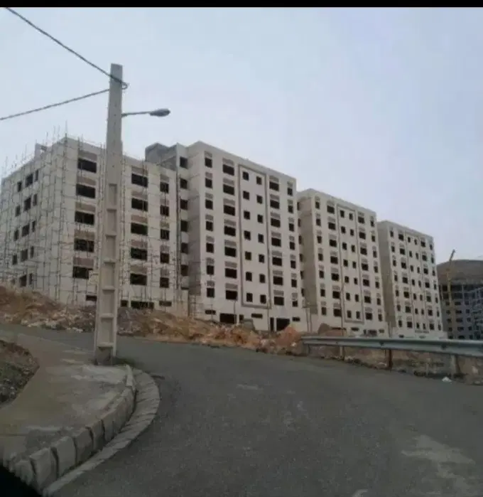مسکن ملی کیان رتبه ۸۵۷