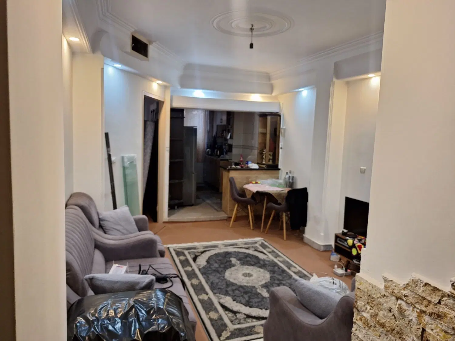 رهن اجاره آپارتمان 50 متر باپارکینگ فاز1 اندیشه