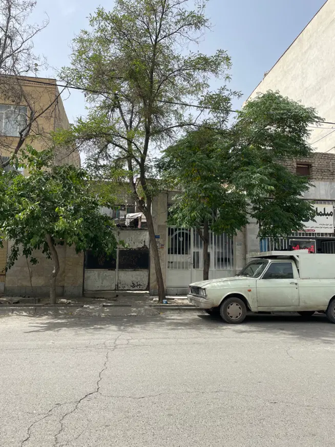 ویلایی ۲۰۰ متری _ بافت قوی _ دوممر