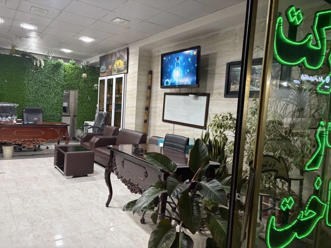 مغازه ۵۲ متری
