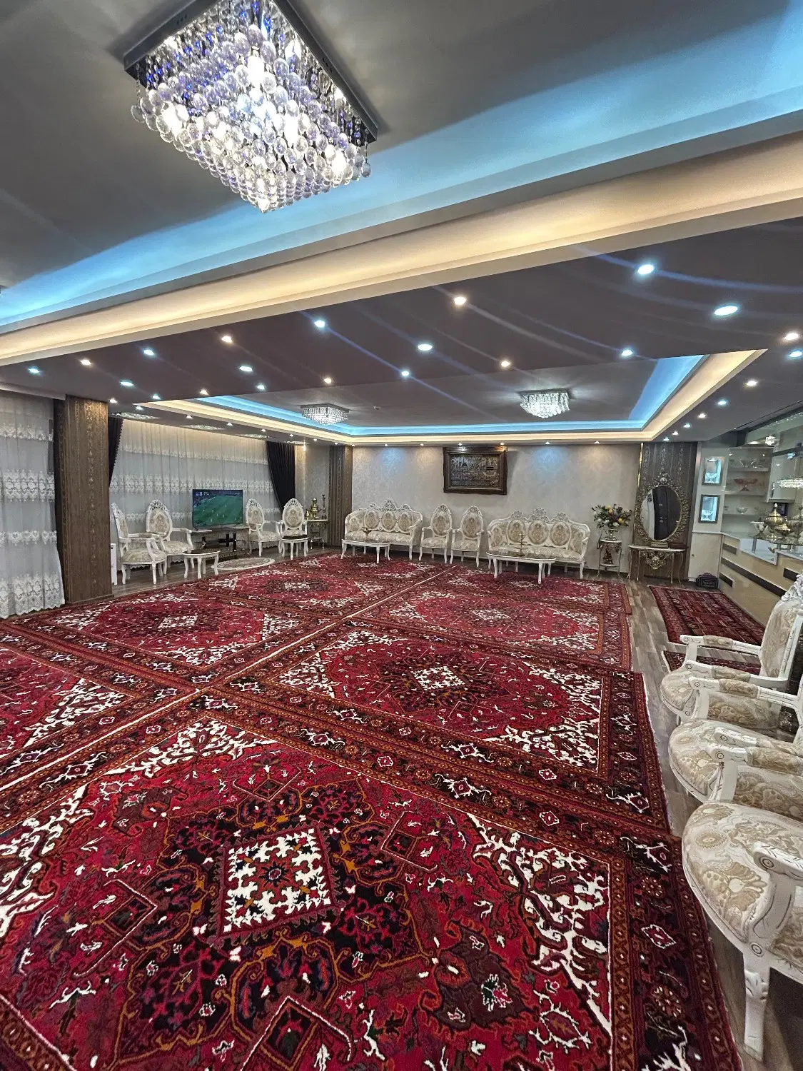 200 متر تک واحدی در کوی بابک،نیلوفر