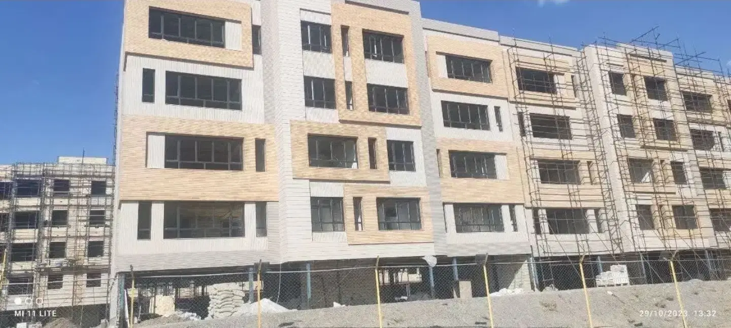 فروش آرتمان ۱۳۲ متری فاز ۳