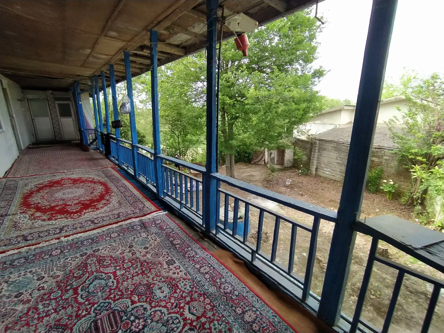 فروش زمین باخانه سنتی زیباباسند تک برگ