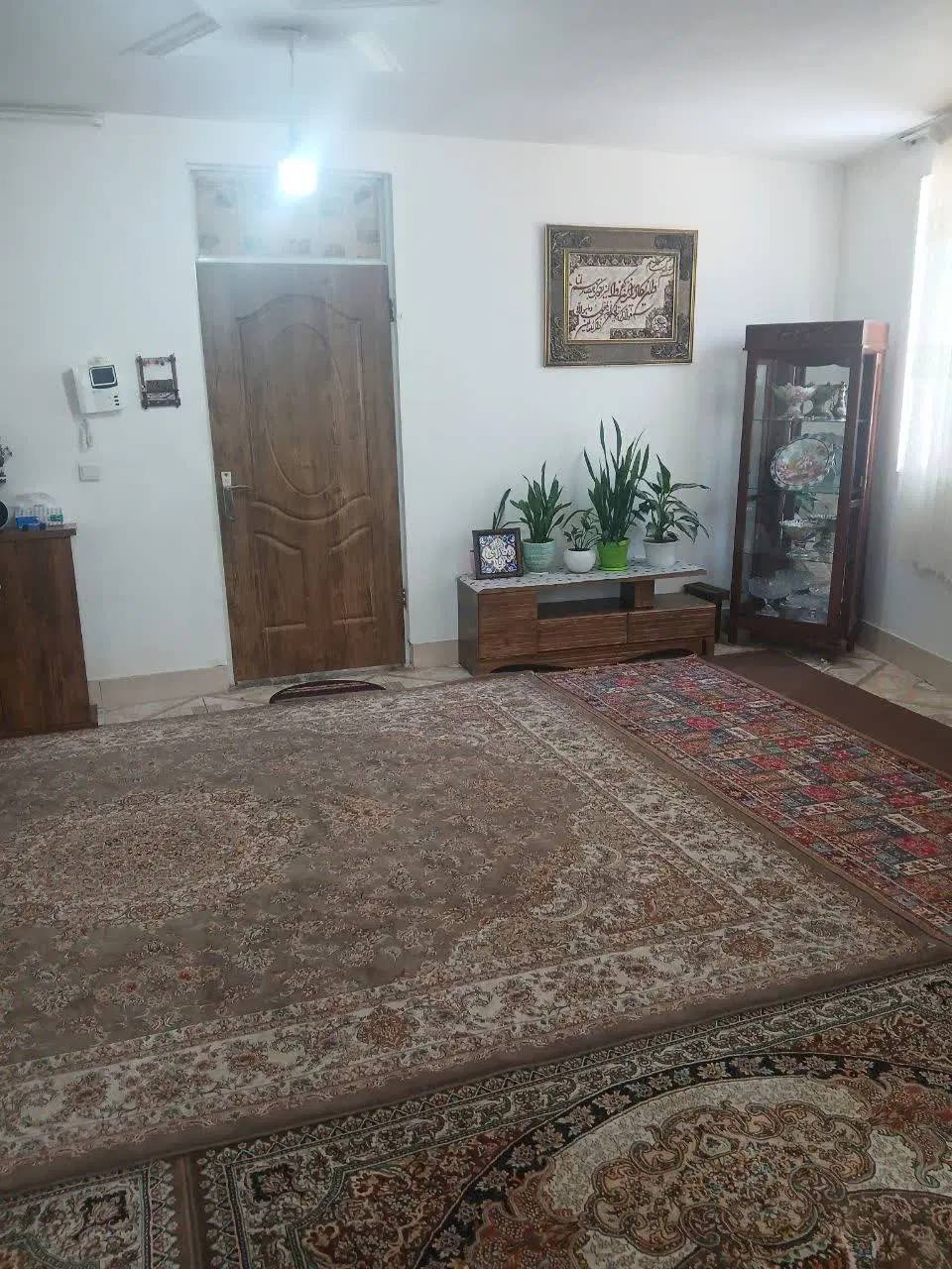 خونه آپارتمانی ۸۵ متری کلا دو طبقه طبقه اول