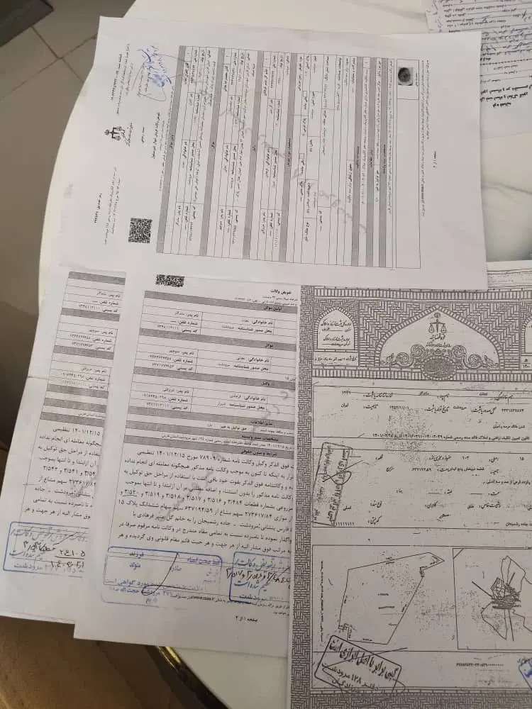 ۲۰۰متر زمین مسکونی با سند