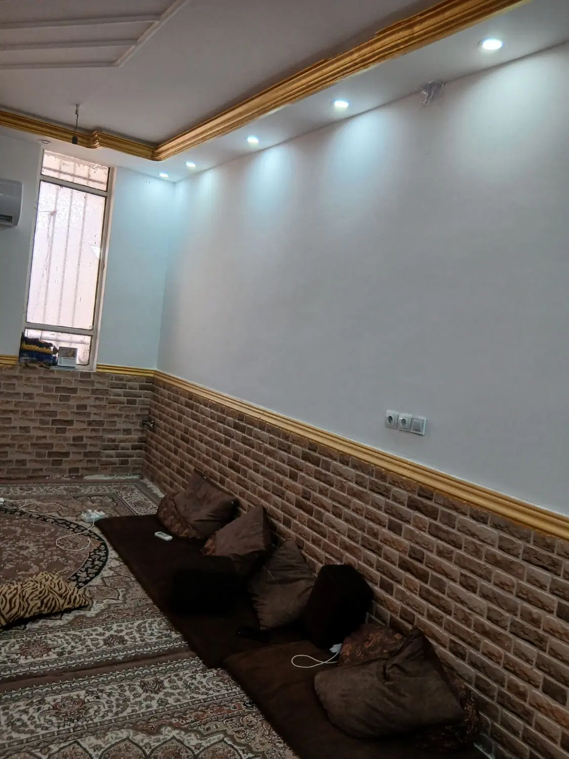 فروش منزل ویلایی ۲۱۰ متر