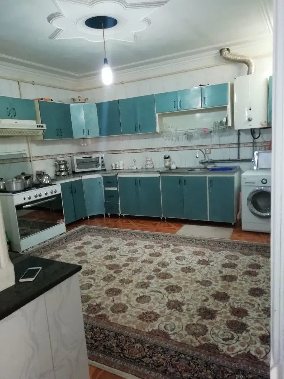 اجاره ساختمان در میدان معلم