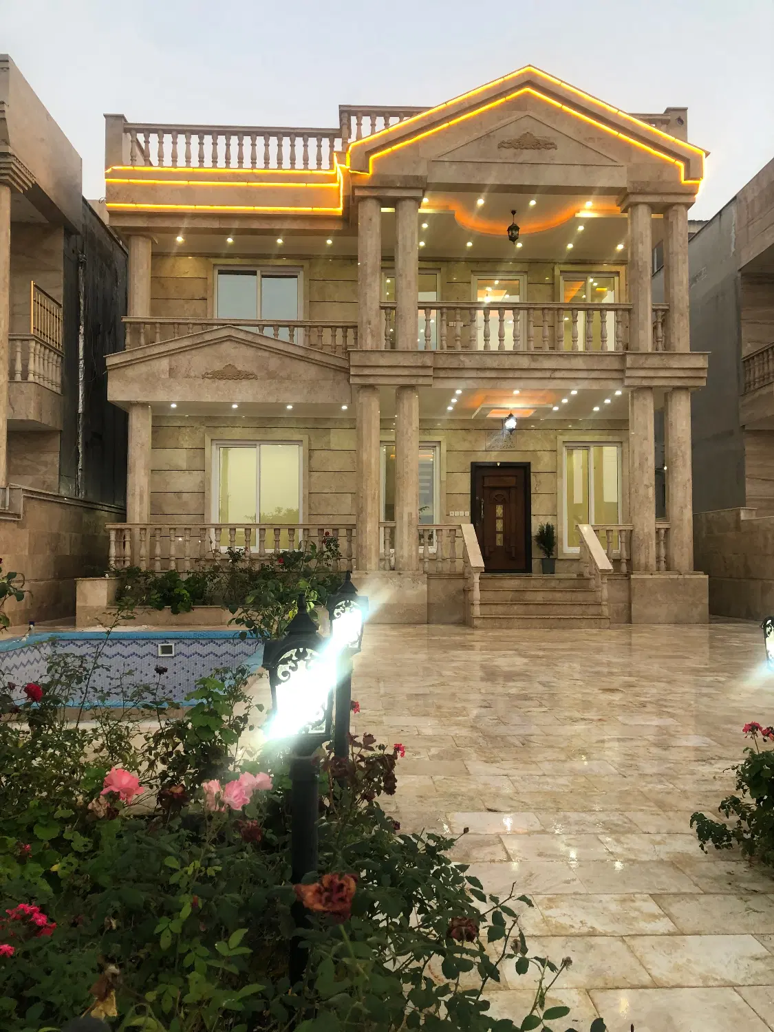 ویلا ‌دوبلکس لوکس