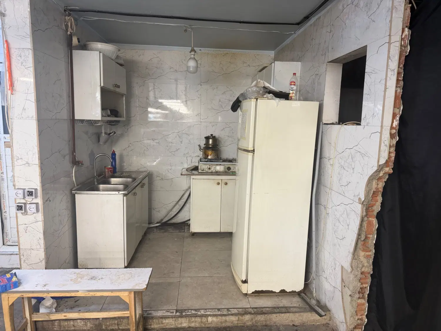 دو طبقه پارکینگ 700 متری نزدیک بازار ۱۵خرداد
