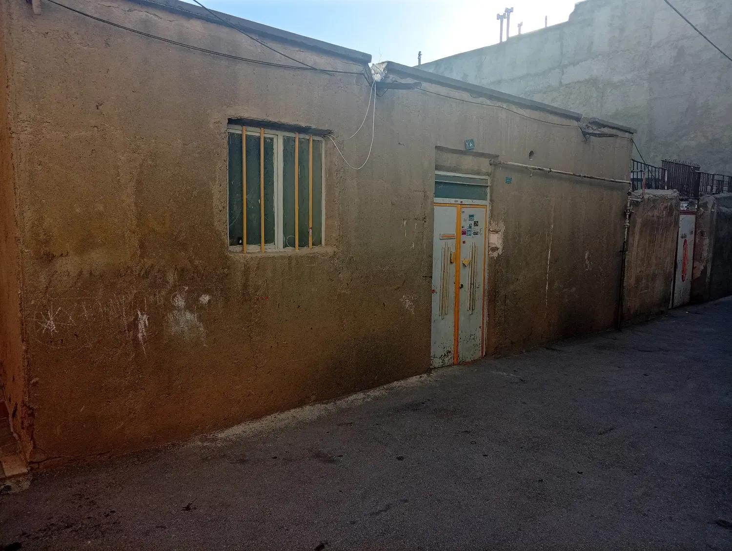 خانه ویلایی قدیمی ساز