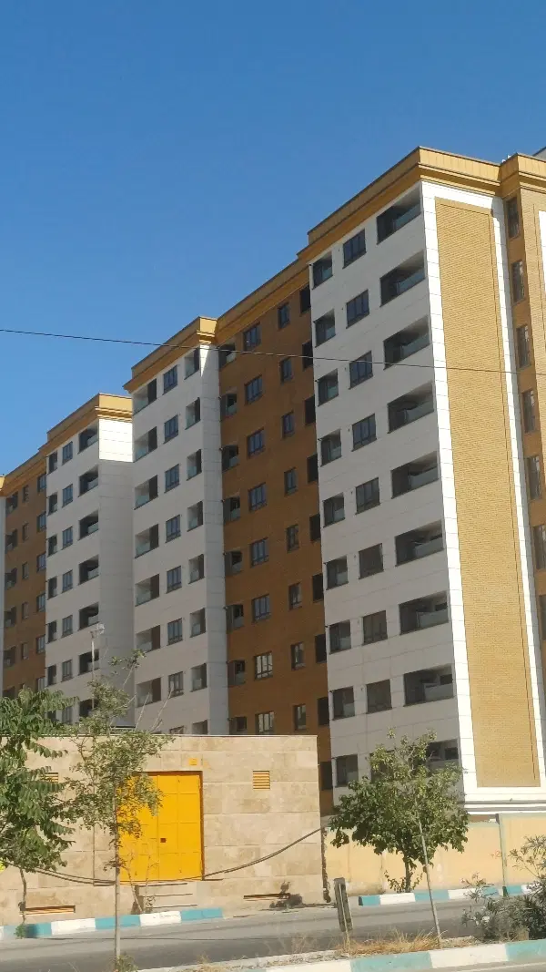 تهرانسر۱۰۰متر پیش فروش معاوضه با واحد کوچکتر
