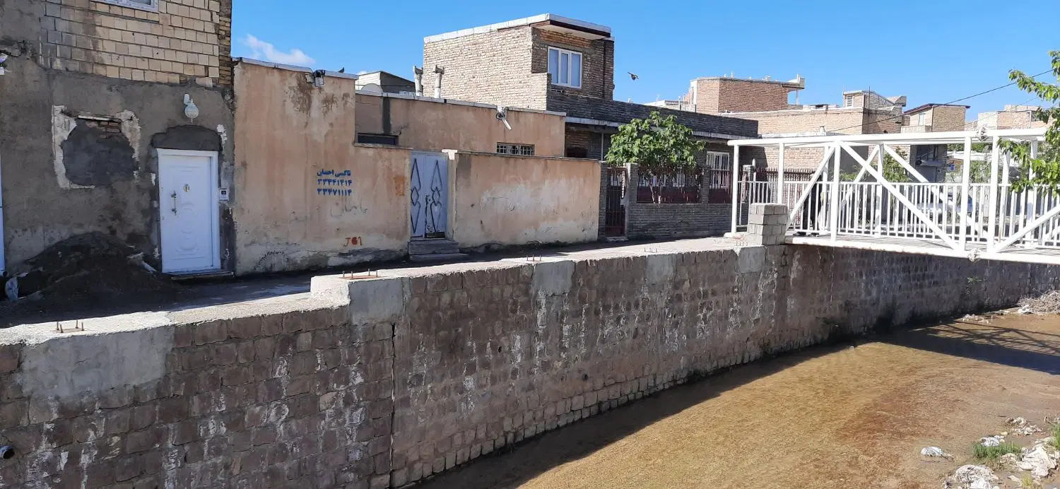 ساختمان کلنگی دوکله ۱۷۲متر