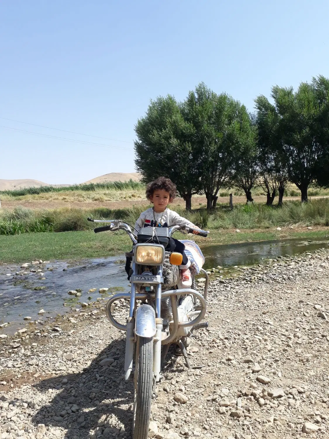 فروش یک جفت معادل ۶هکتار زمین کشاورزی