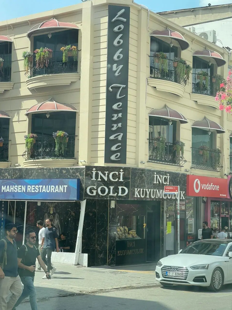 مغازه کمربندی