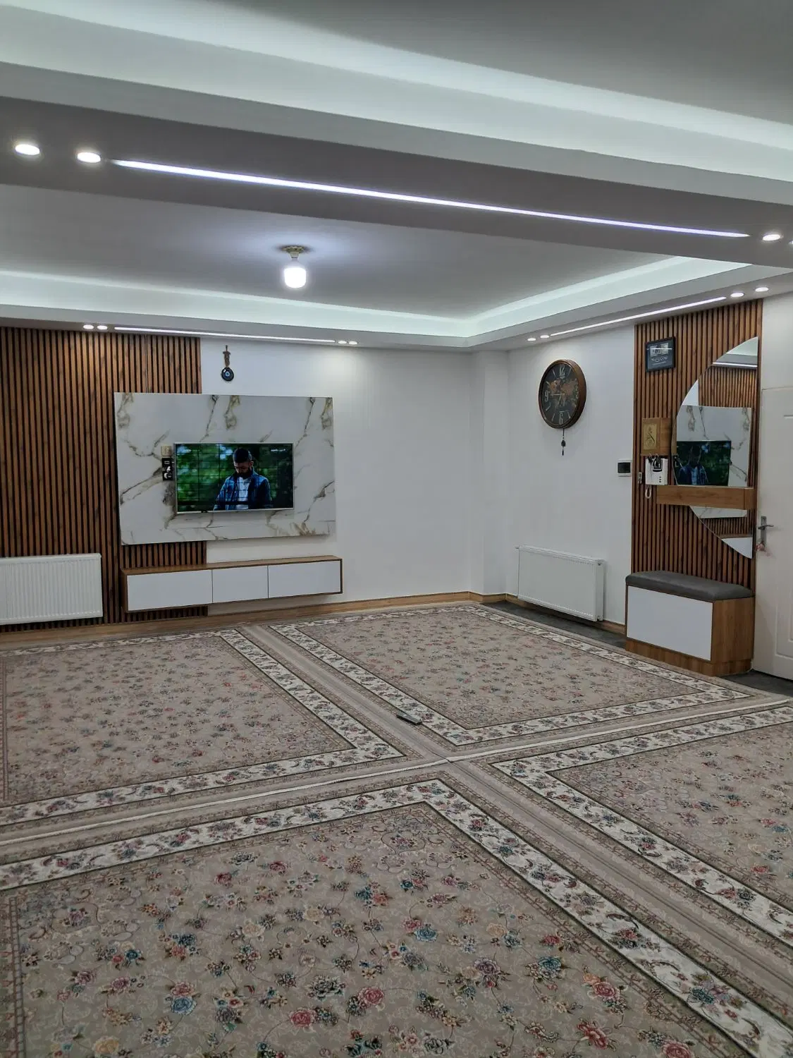 واحد فول امکانات