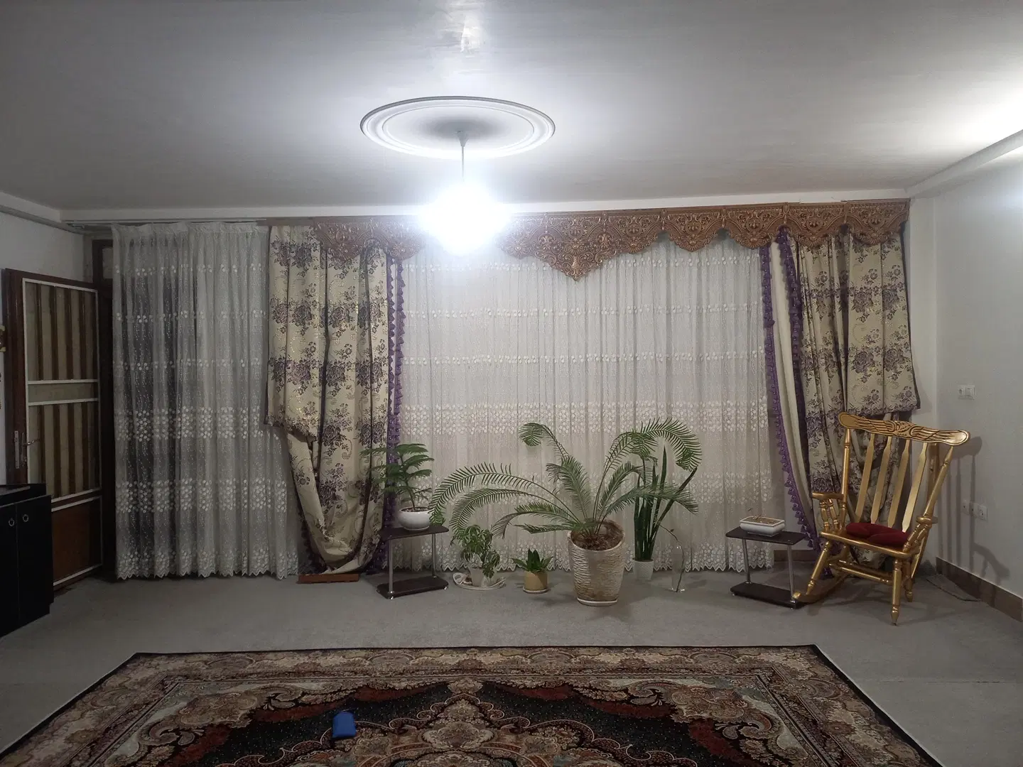 واحد اجاره ای همکف گلشهر