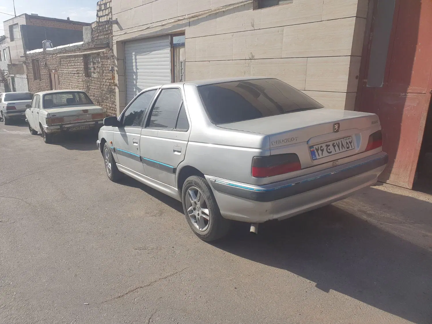 اتاق مناسب آقا