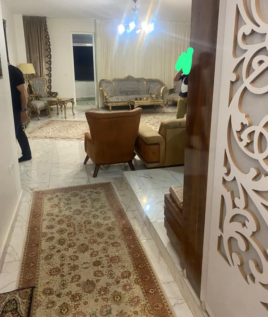 شاهگلی ۱۵۰ متر برج ابریشم