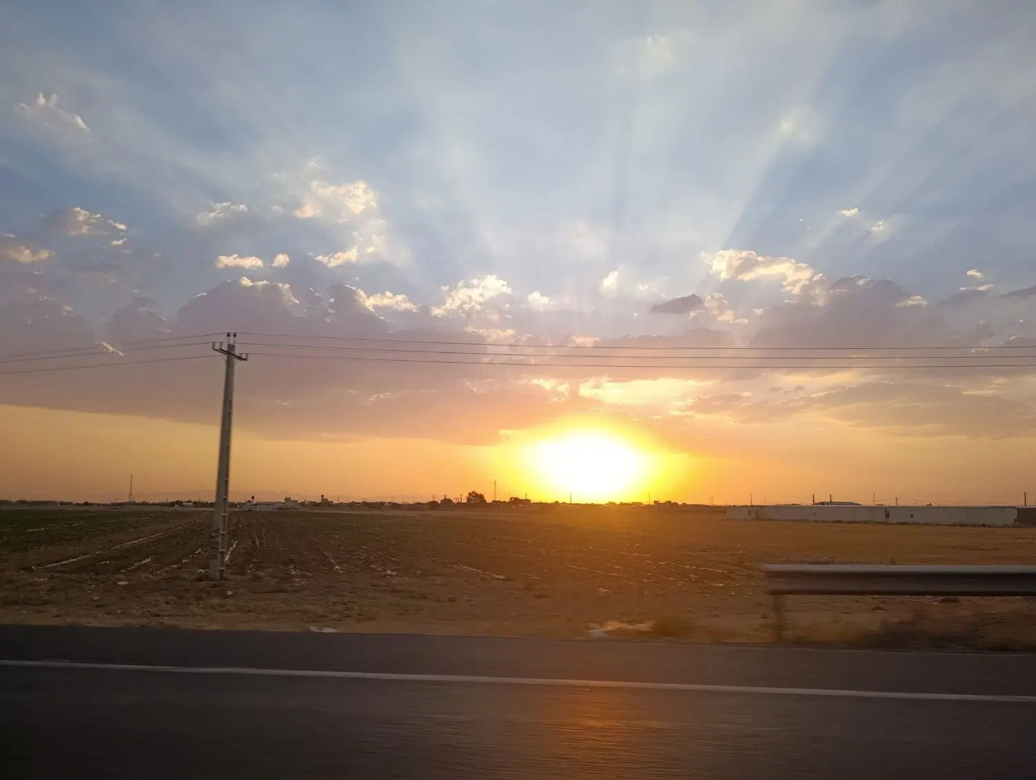زمین مسکونی آیند دار