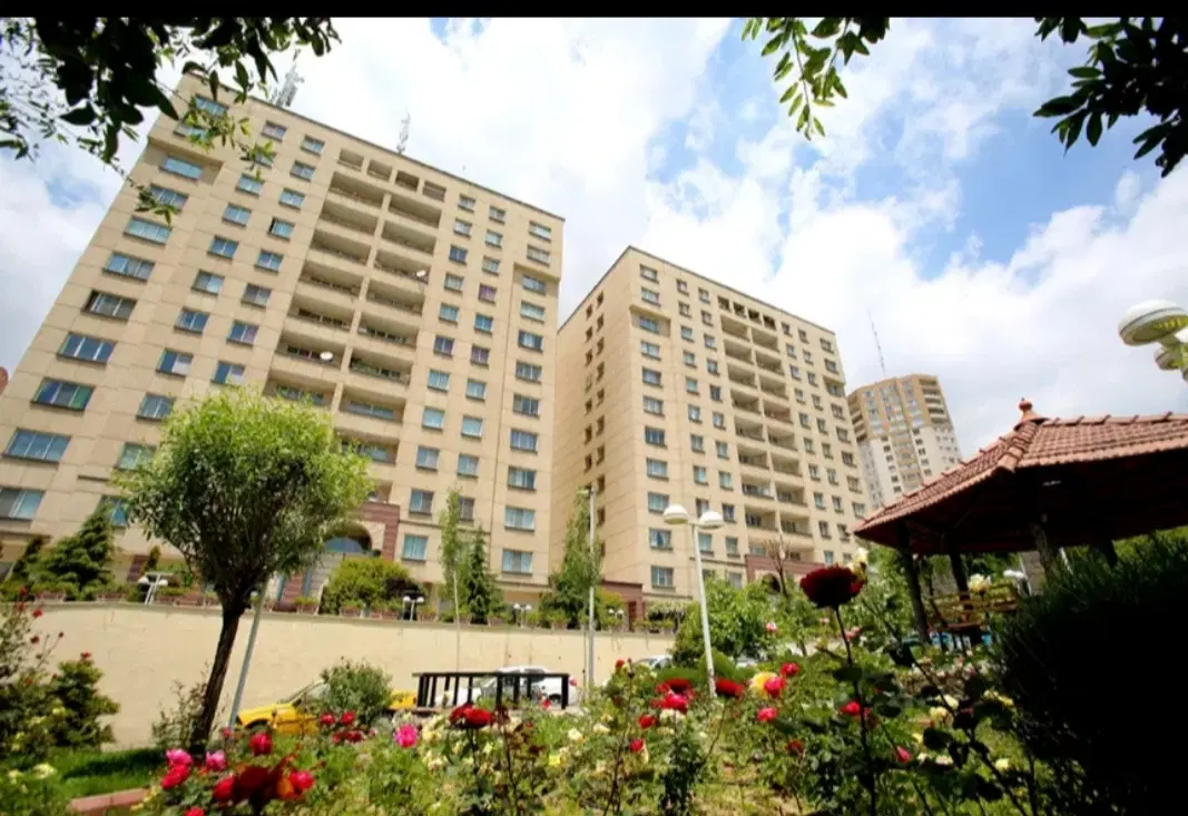 اپارتمان 560 هکتاری