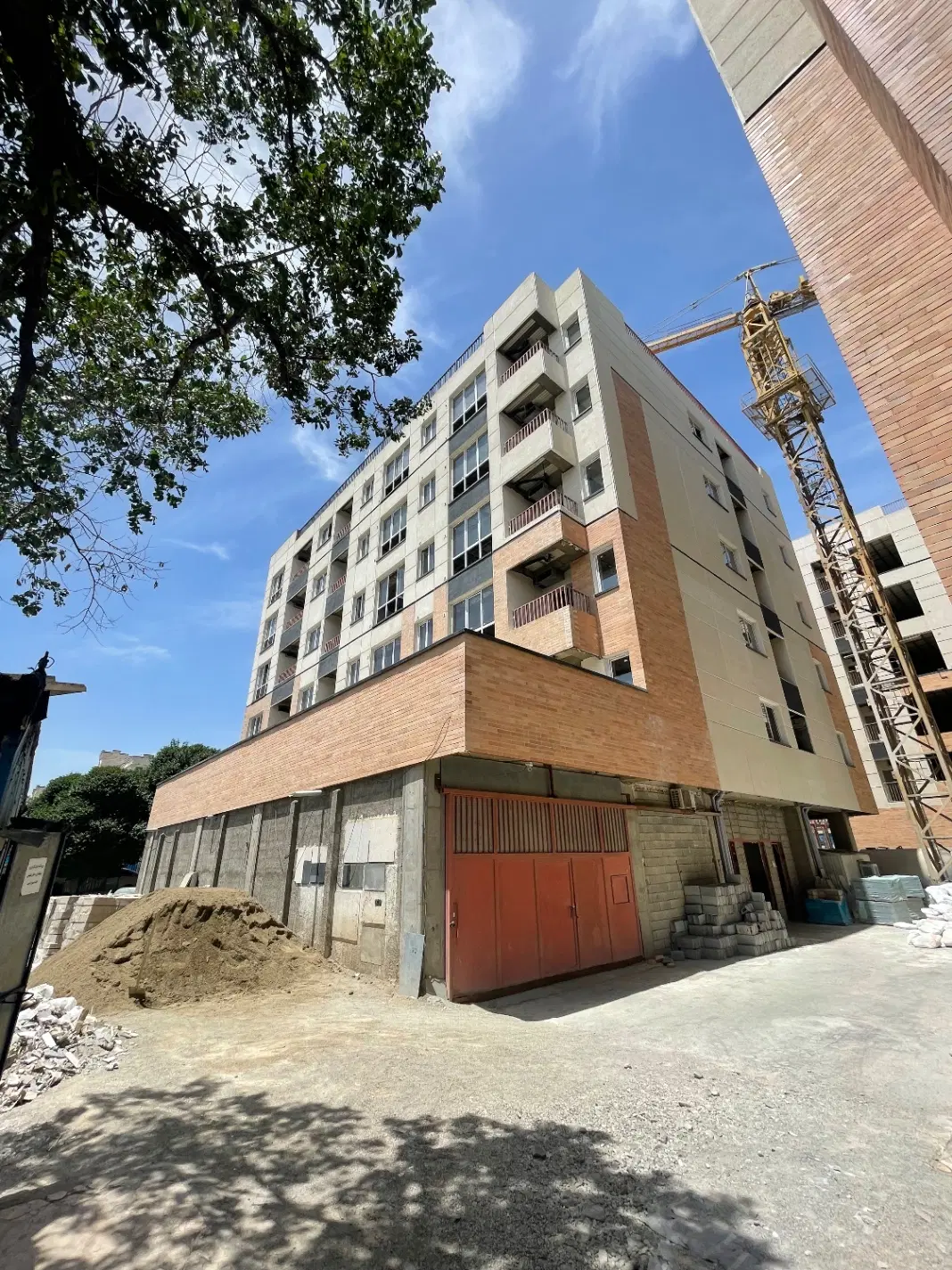 اپارتمان اتابک