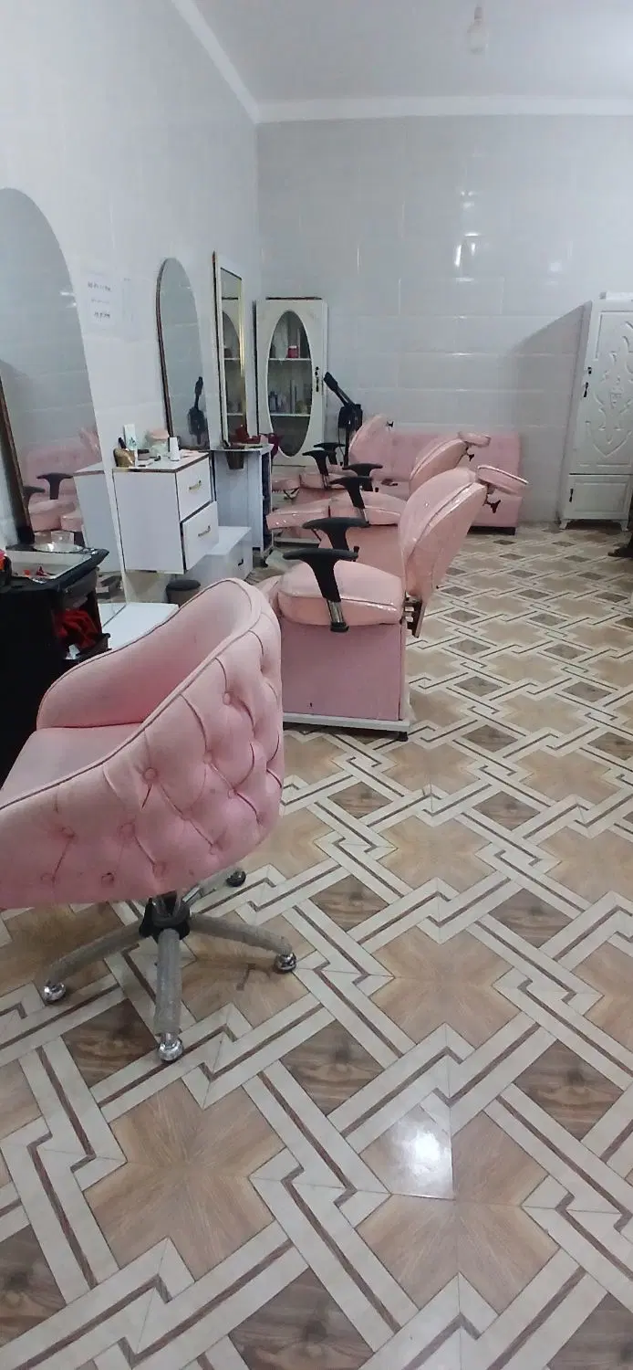۲۸ مترمغازه دلیران
