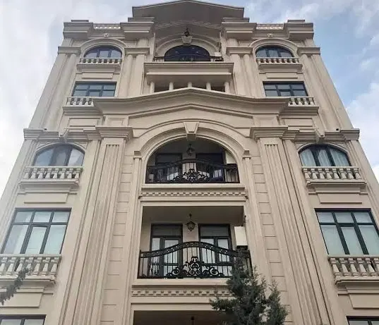 همخانه آقا