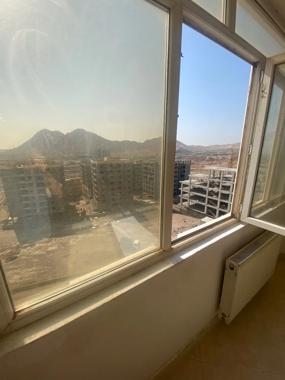 الهیه ۱ ، ۱۰۴ متری ، پاییزان