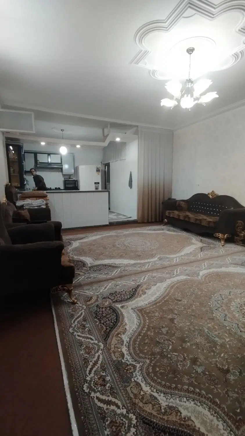 فروش واحد100متری ویلایی ماشین رو لوکیشن الهیه