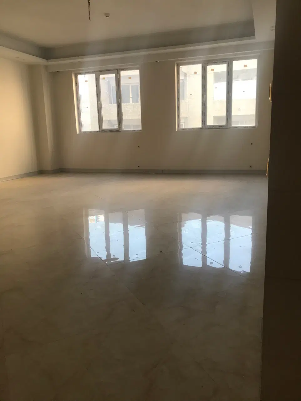 ۶۸ متر فول امکانات جمالزاده شمالی