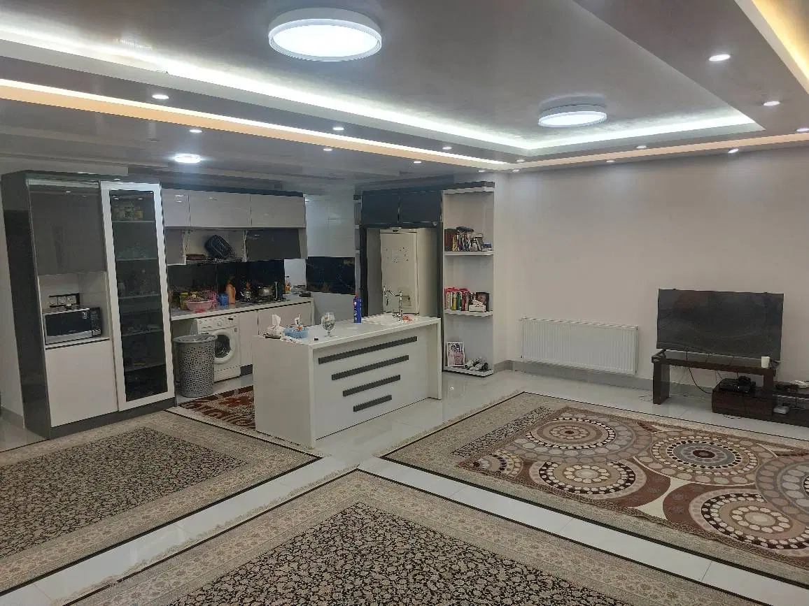 فروش آپارتمان ۱۷۳متری نوساز،ارم۱۵،وام دار،شخصی ساز