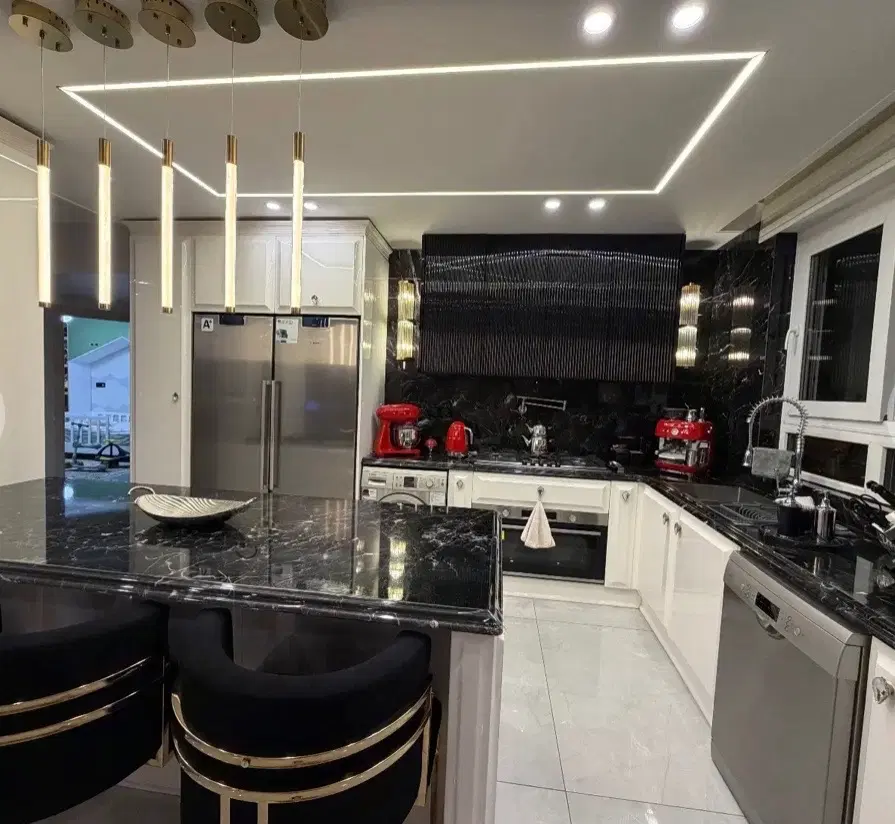 ۱۸۵ متر _ تاپ لوکیشن _ سند آماده _ ۳ خواب نور