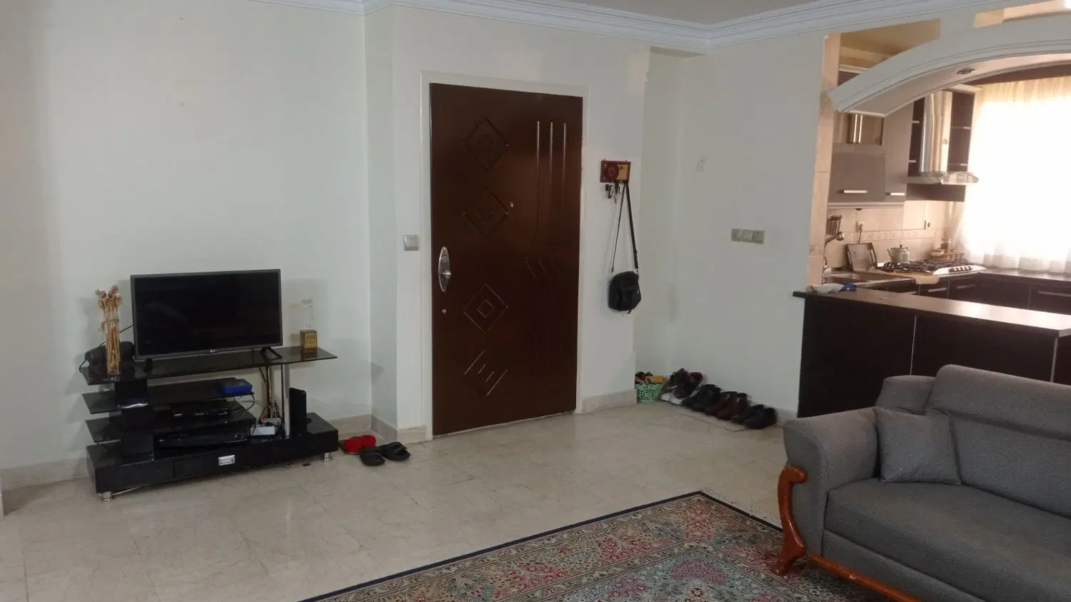 140 متر سه خواب طرشت کوچه صادقی