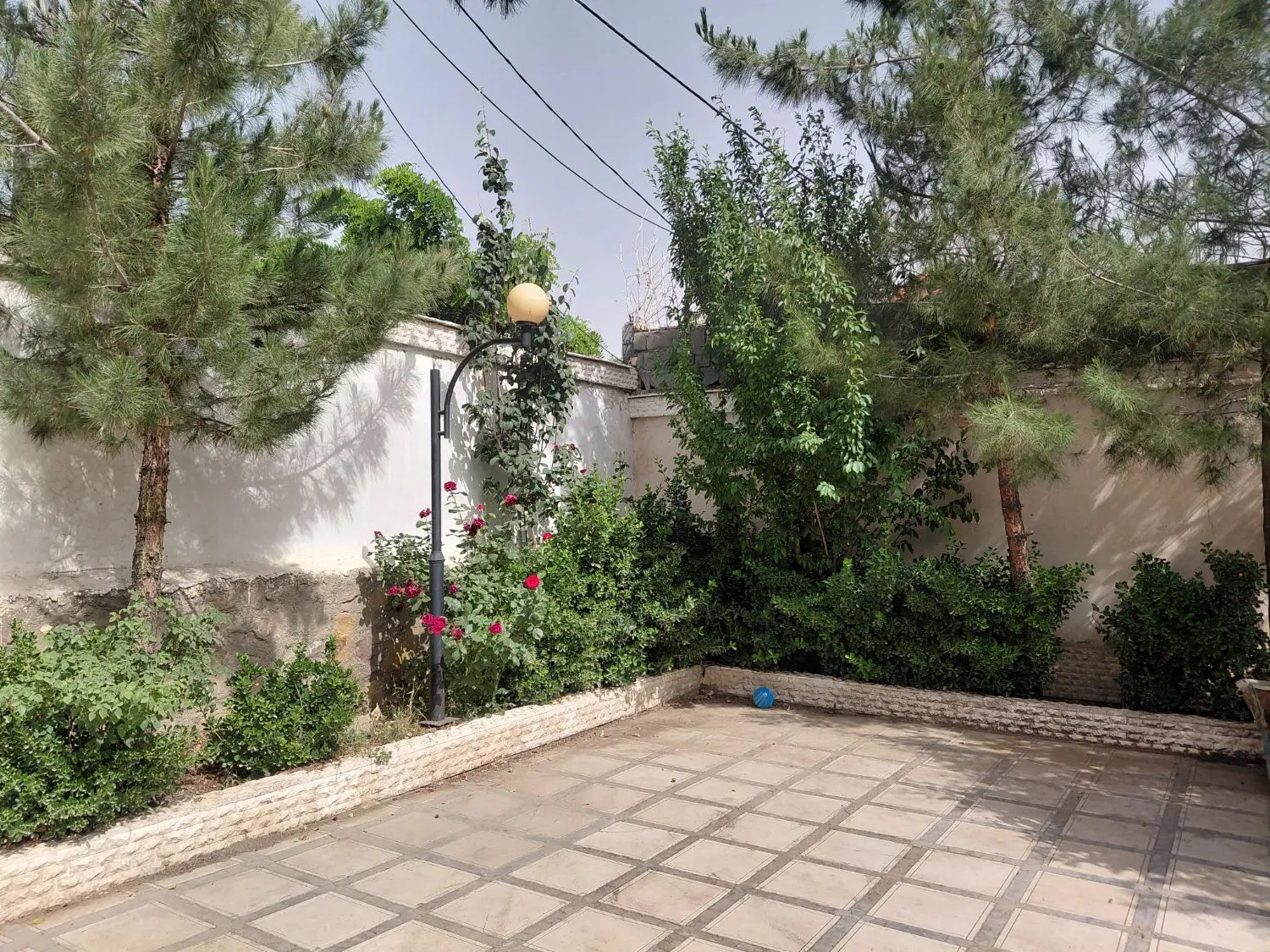 باغ ویلا  ،  ۸۰۰ متر  ، مجتمع