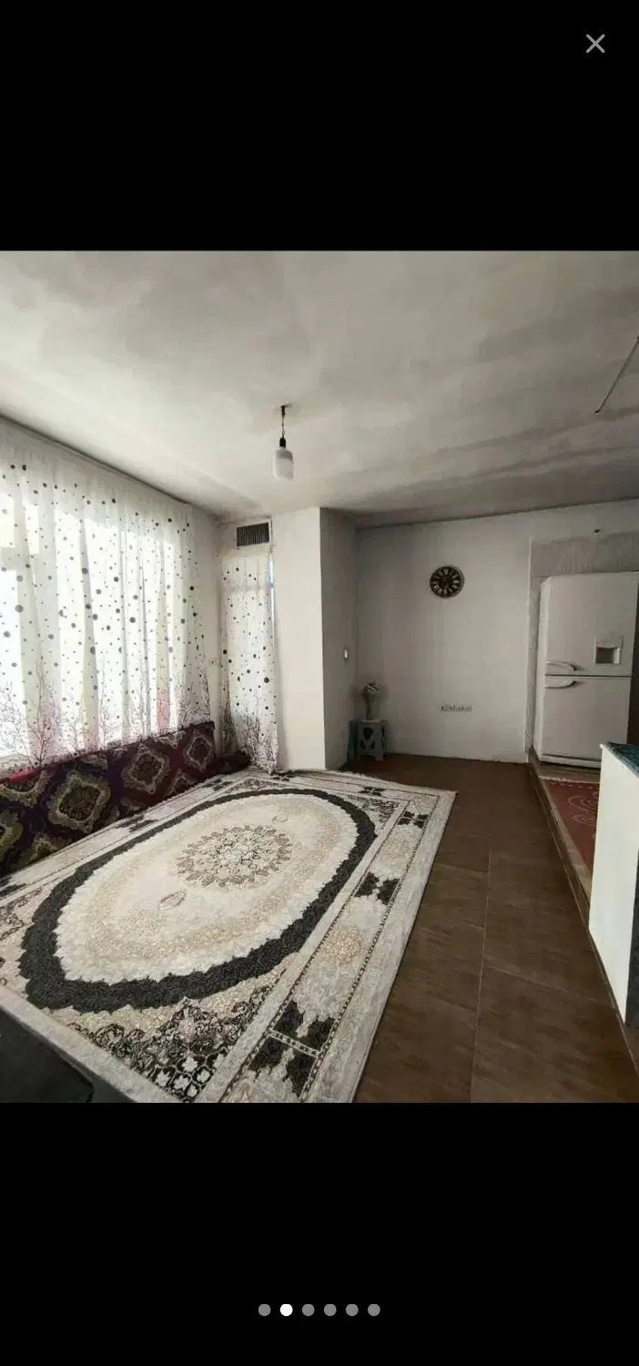 واحد۵۶متری،خیابان امام خمینی(مولوی،انتهای سعدی)