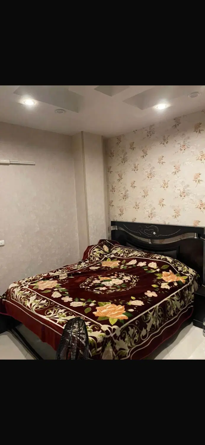 اجاره تفکیکی ۸۳ متری طبقه اول بهارستان