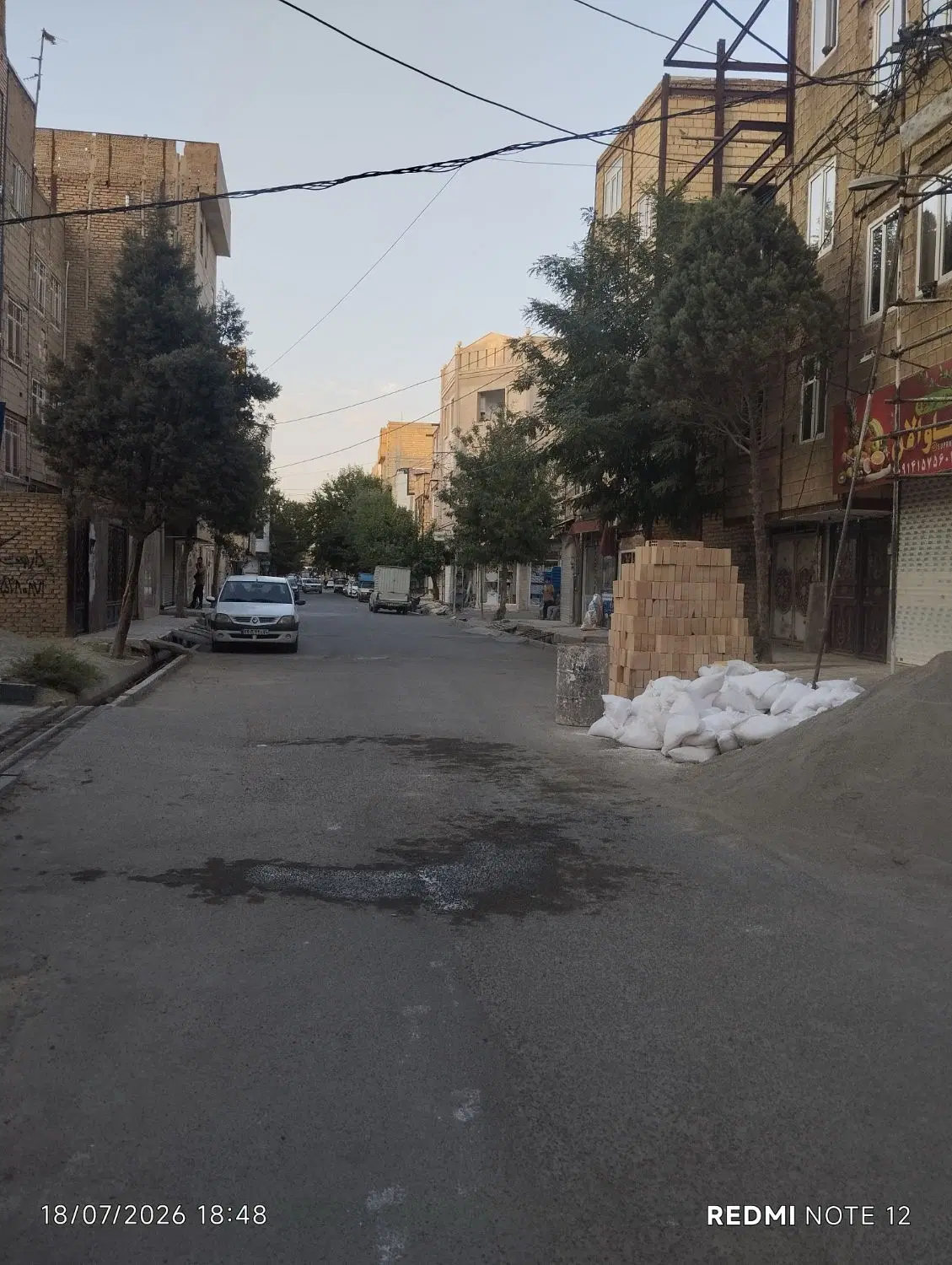 واحد‌۶۰‌متری‌‌واقه‌در‌نسیر‌شهر‌‌خیابان‌شهدا‌
