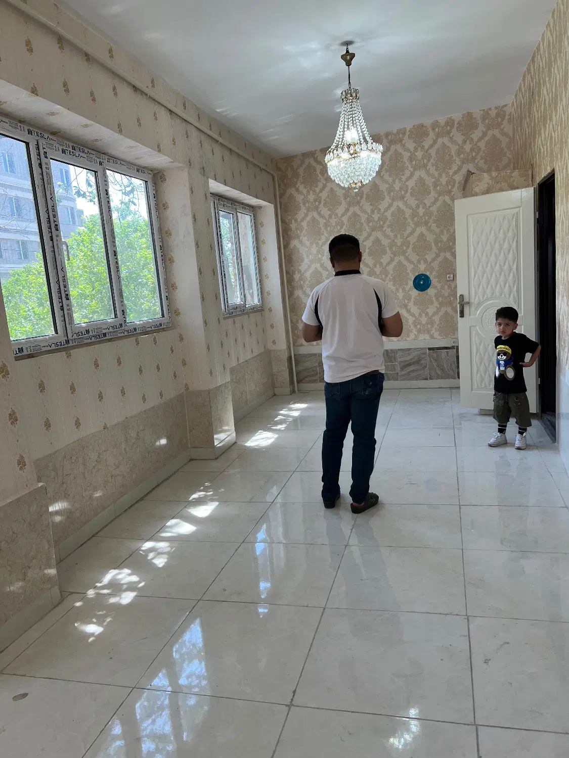 اجاره واحد خدماتی بر خیابان عباسی