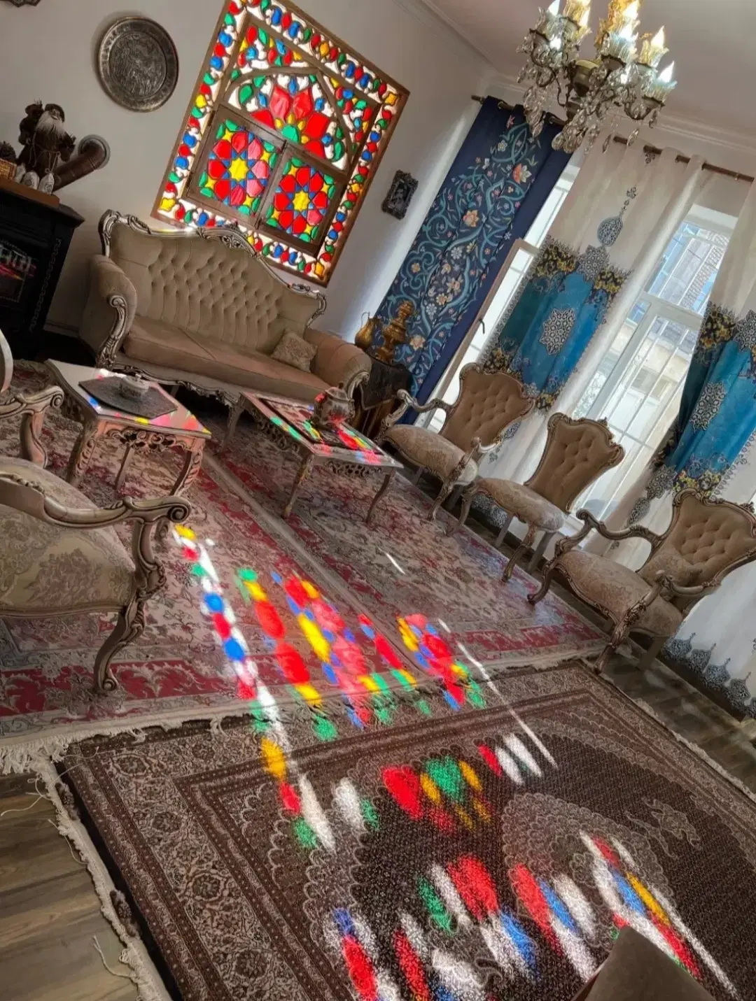 ۱۱۶  متری   انوشیروان