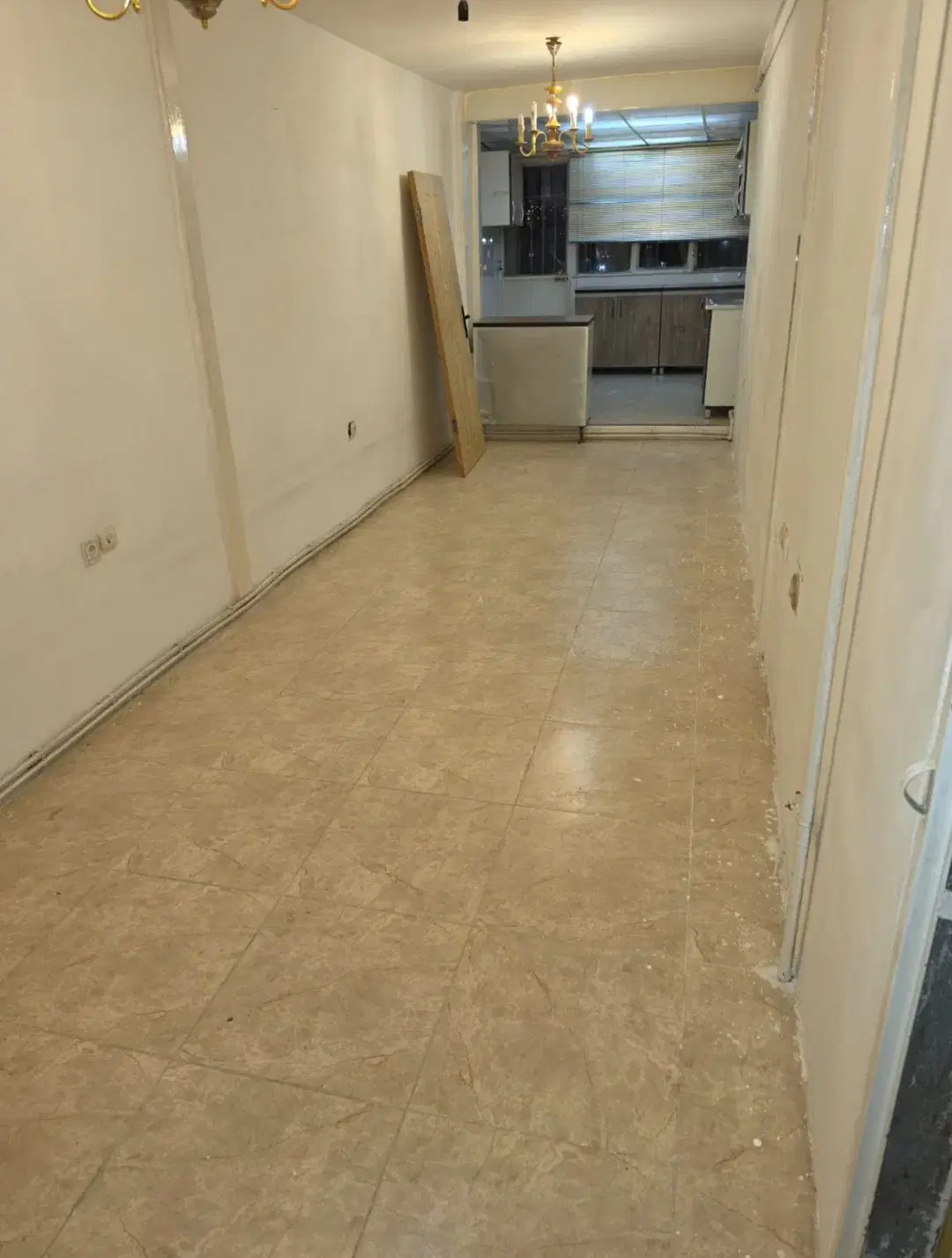 خانه سه طبقه در مرکز شهر