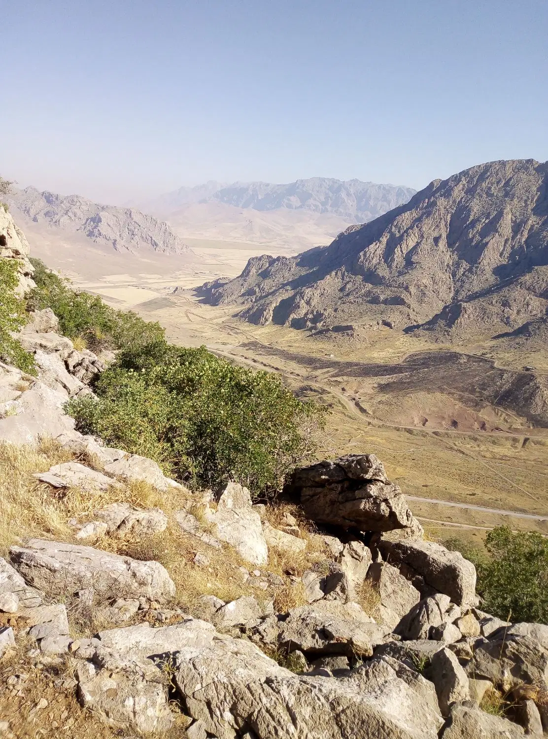 زمین قصرشیرین