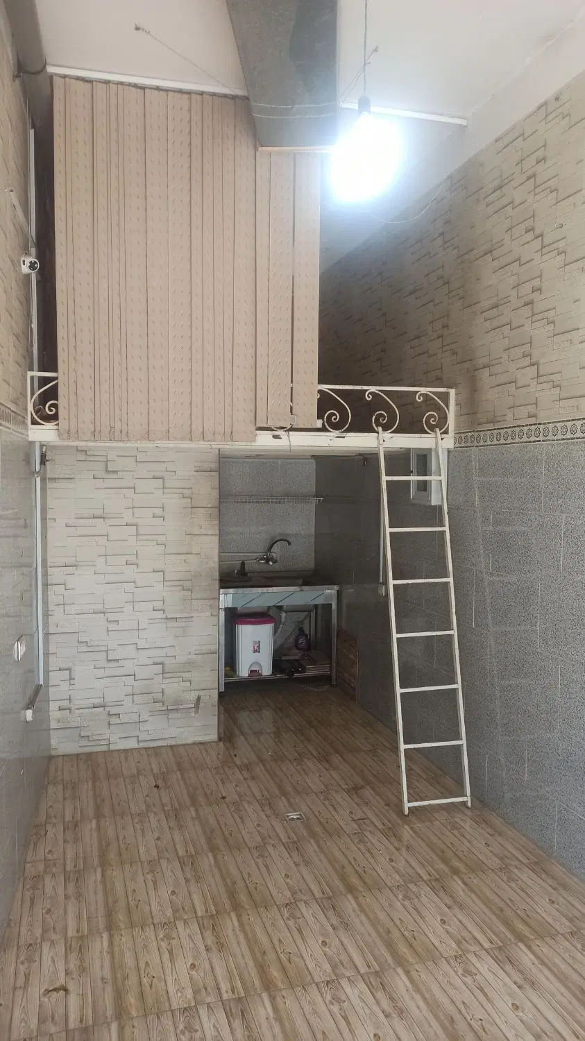 اجاره مغازه گلستان ۲۳ متر بالکن دار و سرویس
