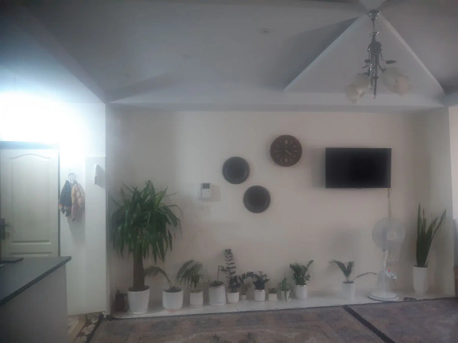اجاره واحد مسکونی ۲ خواب با پارکینگ