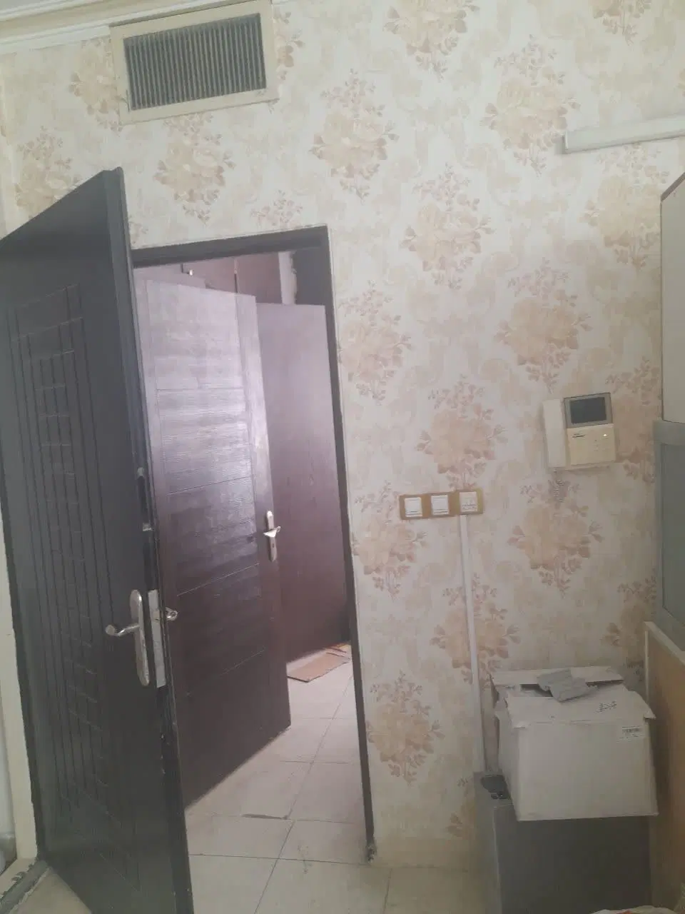 واحد ۶۰ متری مناسل سکونت و دفتر کار