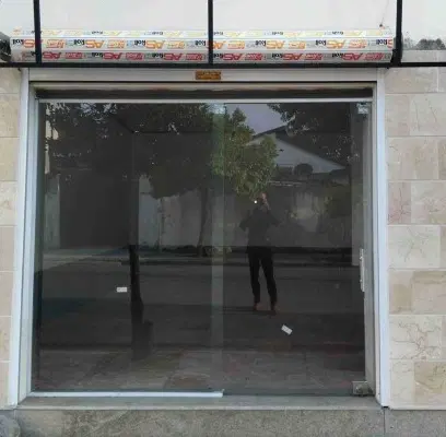 دو باب مغازه در سایان