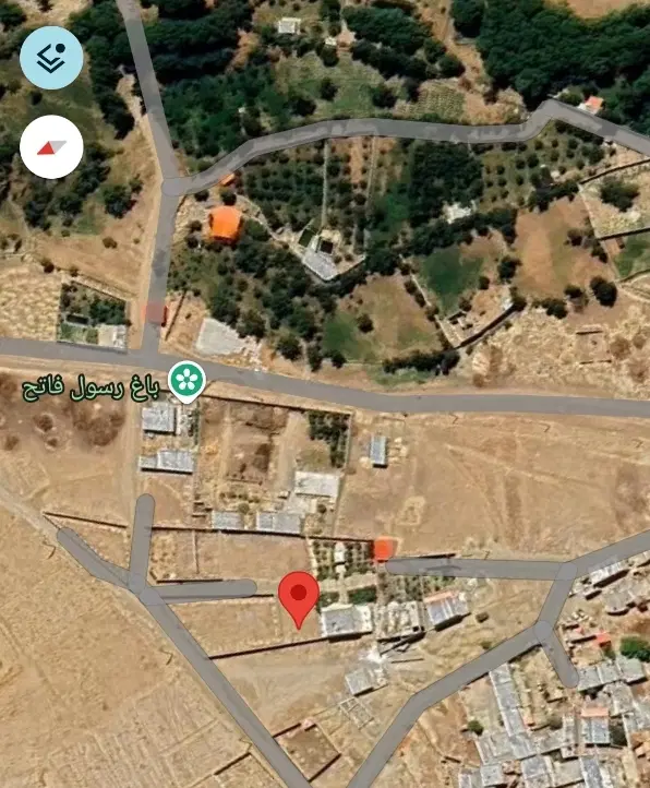یک قطعه زمین