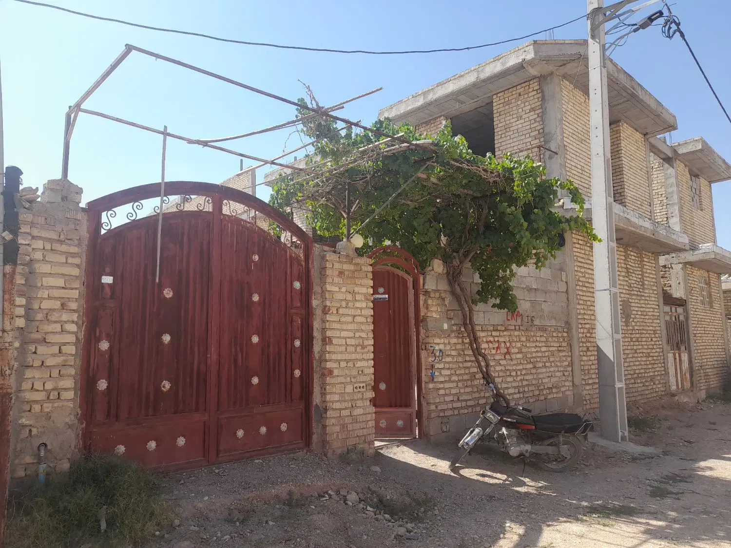 فروش منزل مسکونی