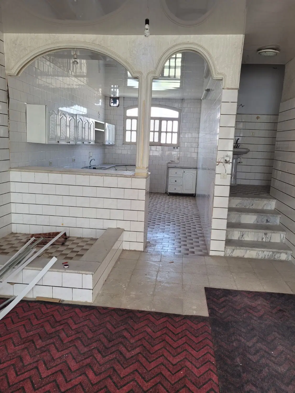 دو طبقه مسکونی  ۱۱۰ متری