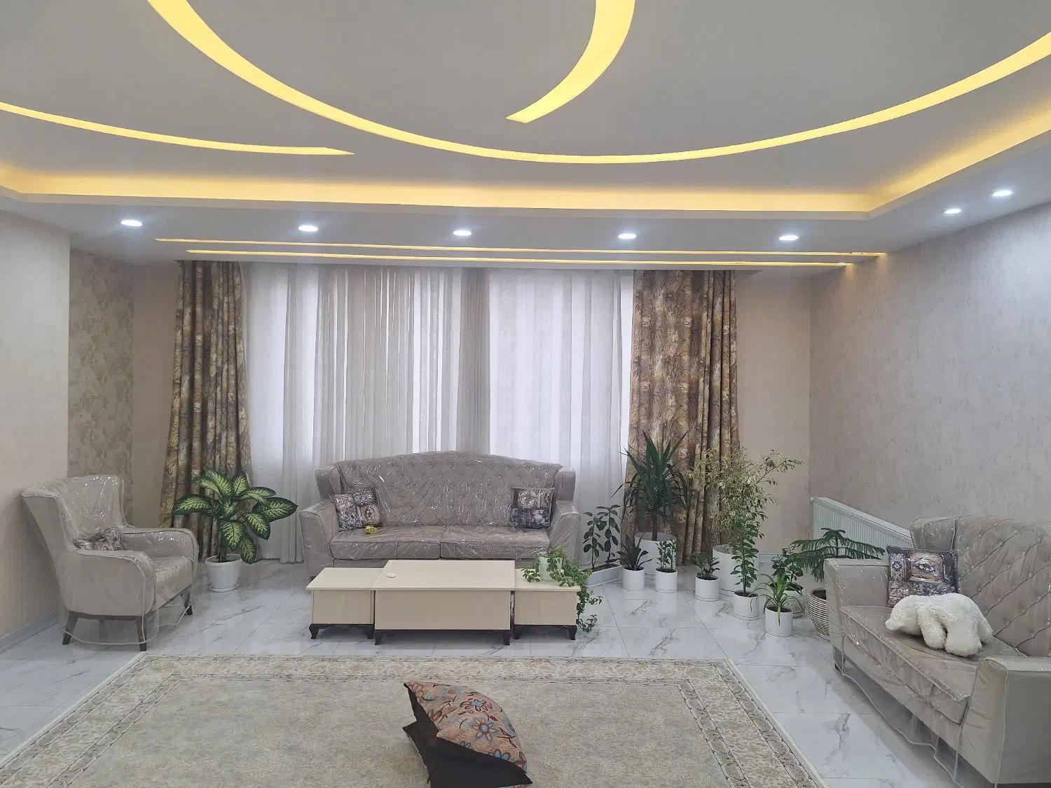 آپارتمان 165متری فول امکانات بلوار شاهد